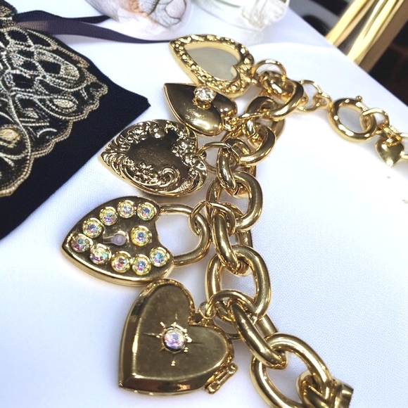 KIRKS FOLLY Vintage Gold Plated Heart Charm Crystal Bracelet - Picture 3 of 4
